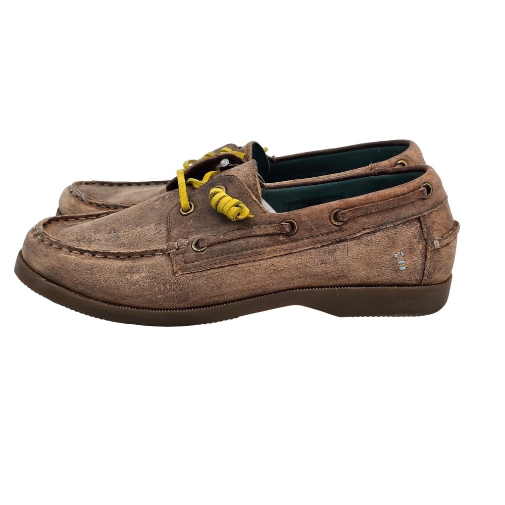 Roan Float Womens 8 Boat Shoes Distressed Tan Leather Loafers Yellow‎ Laces NWOB